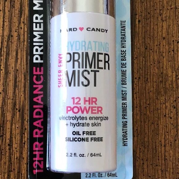 Hard Candy Hydrating Primer Mist - Picture 3 of 3